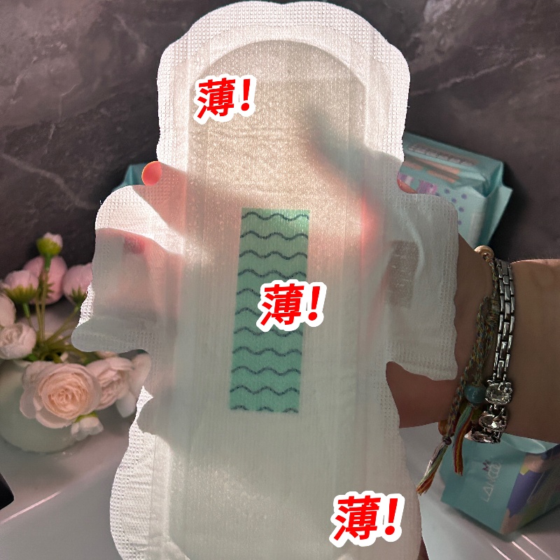 How do Nafei's ultra-thin sanitary napkins OEM perform during physical activities?