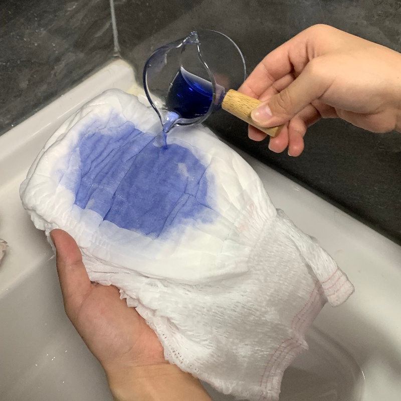 What features should I look for in sanitary pads for night use