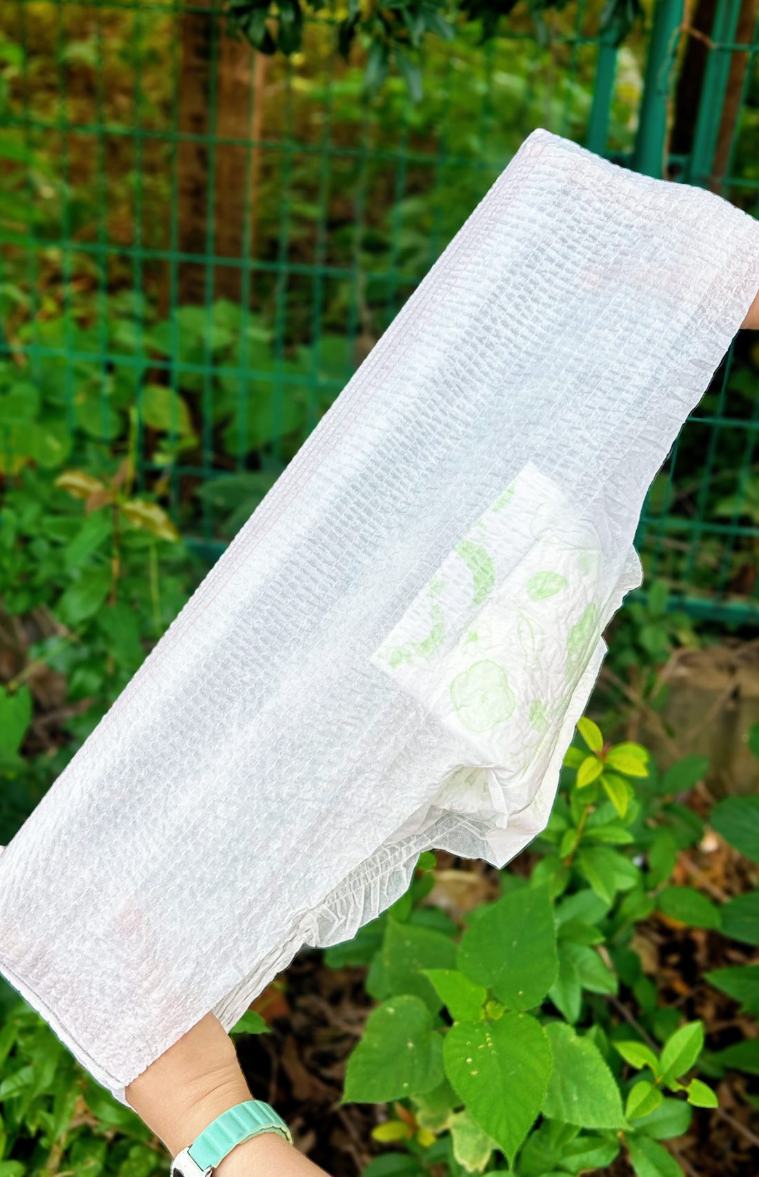 stretch waistband and fit review for disposable period pants samples