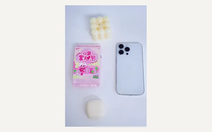 Na Xiaorou Pocket Pal-Size Daily Pads: Why a 240 mm Travel Format Works for Young Buyers