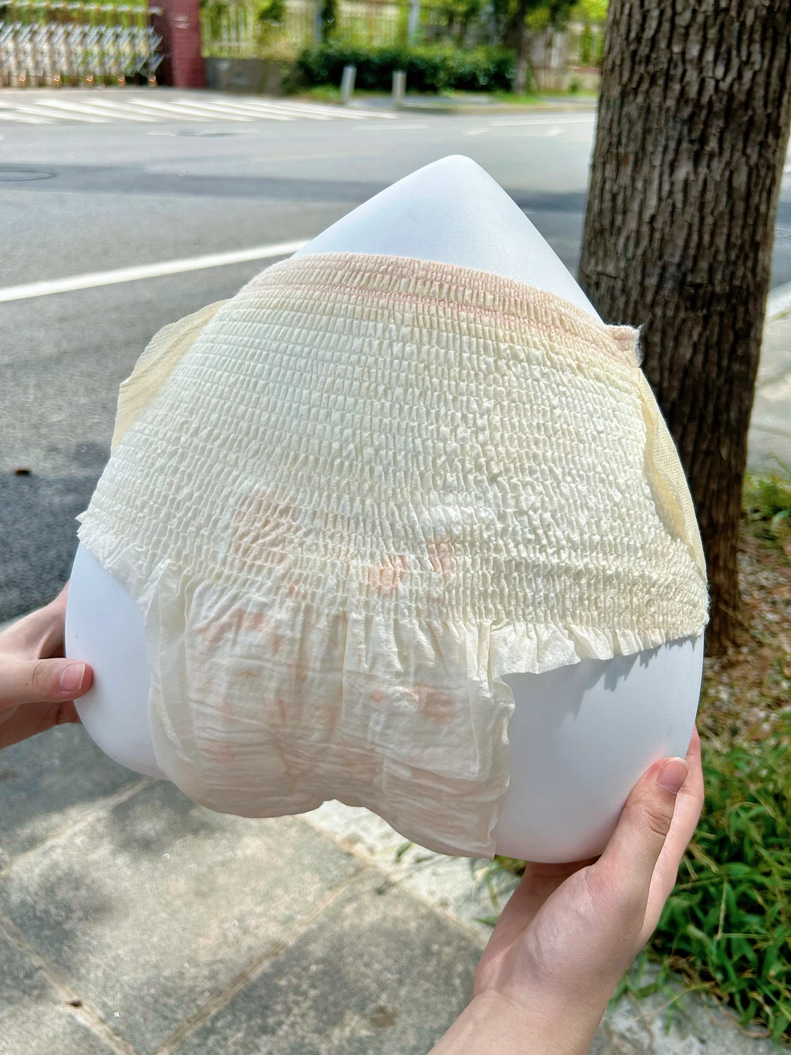 Side-opening menstrual pants reference sample - overall reference shape