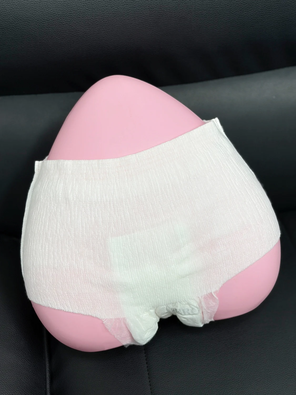 Stretch-fabric menstrual pants reference sample - overall reference shape